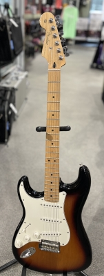 Store Special Product - Fender - Player Stratocaster Left Handed Maple - 3 Tone Sunburst